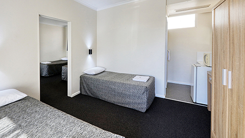 Family Room (Sleeps 6)