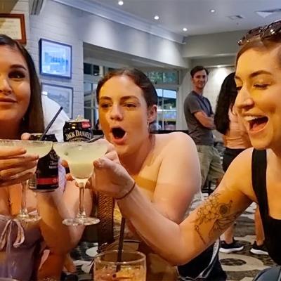 Coachman Hotel Motel Entertainment 4a